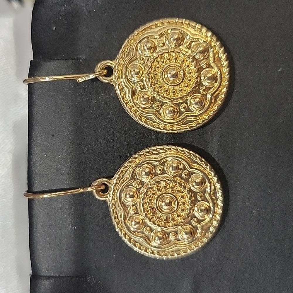 Gold Mini Medallion Shaped Earrings